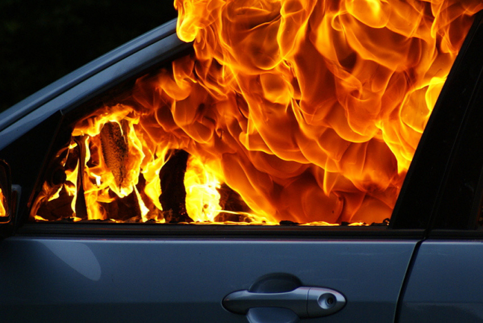 У Мукачеві підприємцю спалили авто "Skoda Оctavia" – поліція розслідує інцидент