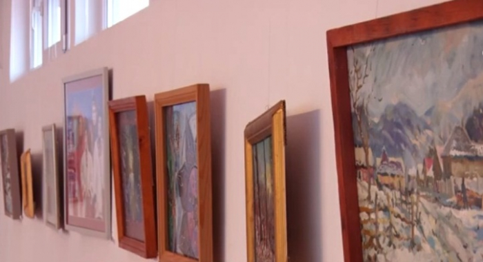 Десять закарпатських художників презентували виставку «Зимовий настрій»