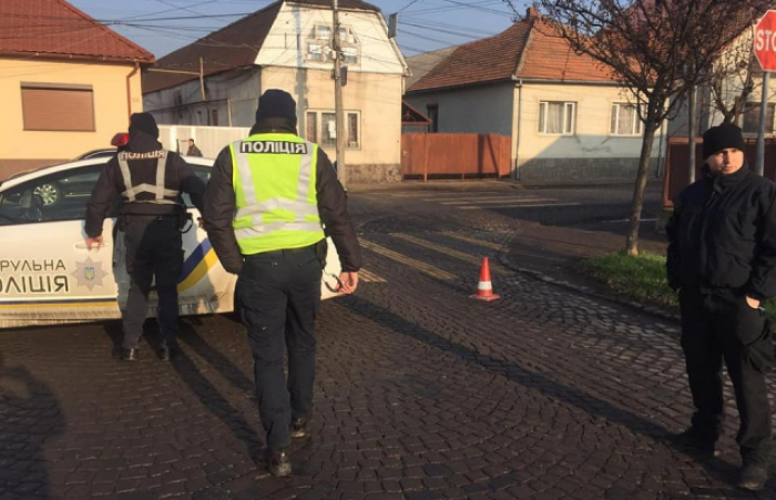У Мукачеві вже другий день поспіль "мінують" будівлю суду