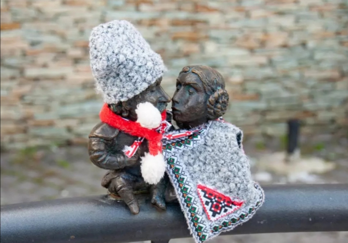 Ужгородські скульптурки знову в різдвяному вбранні