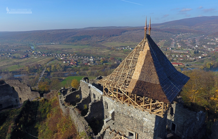 Невицький замок оновлюється: як зараз виглядає архітектурна родзинка Ужгородщини (ФОТО)