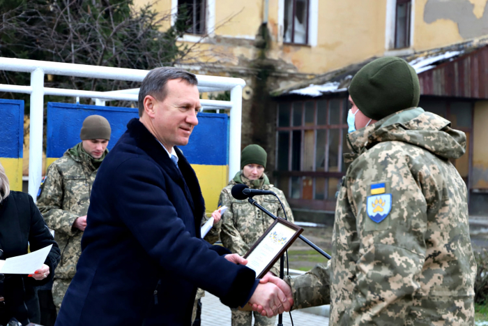 Богдан Андріїв привітав ужгородських військових напередодні Дня Збройних Сил України 