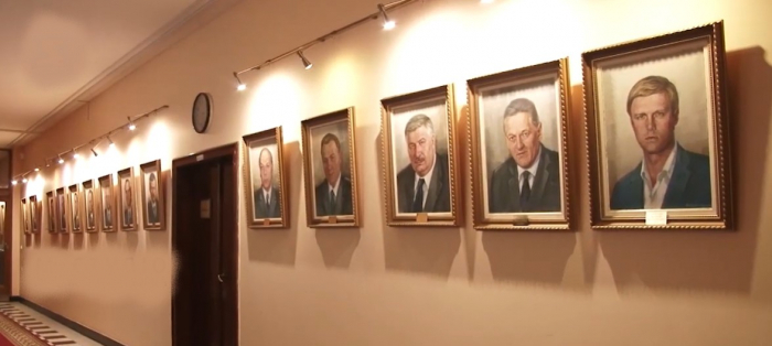 В обласній адміністрації Закарпаття поповнилась колекція галереї портретів