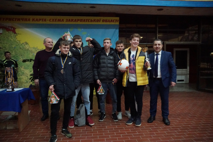 В Ужгороді відбувся традиційний футбольний турнір із футболу серед команд мікрорайонів