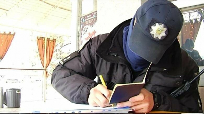 Грубих порушень нема: в Ужгороді перевіряли дотримання карантину у кафе та магазинах
