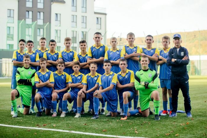 Юні минайські футболісти взяли участь у львівському «Кубку Руху»