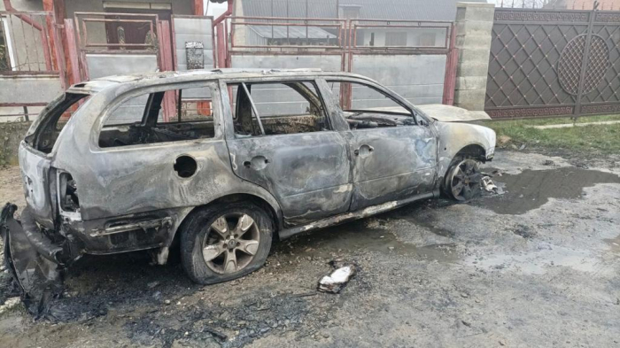 На Тячівщині поліція затримала підозрюваного в умисному підпалі автівки односельчанина