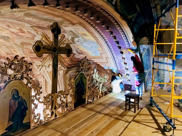 В Ужгородському катедральному соборі тривають відновлювальні роботи (ВІДЕО)
