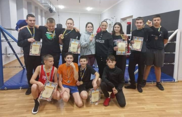 Юні закарпатці вибороли золото на Чемпіонаті Закарпаття з боксу