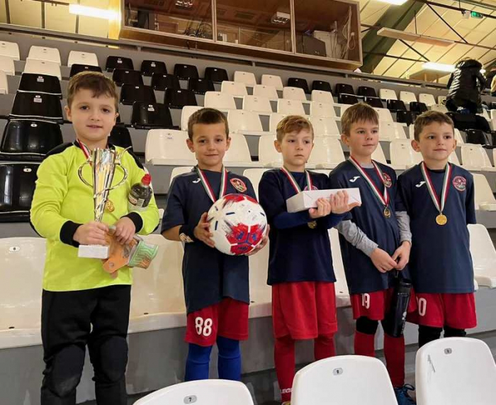 Юні ужгородські футболісти тріумфували на турнірі в Угорщині