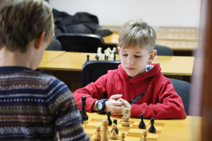 П'ять днів в Ужгороді триватимуть змагання шахістів новорічно-різдвяного турніру