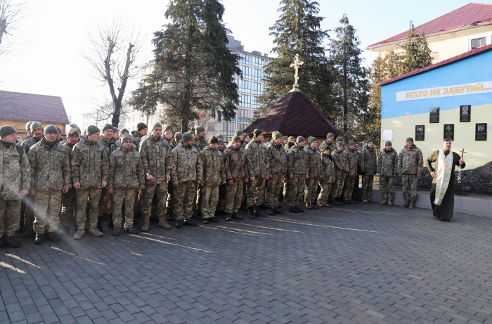 Захисників України, які брали участь у боях під Дебальцевим, вшановували сьогодні в Ужгороді