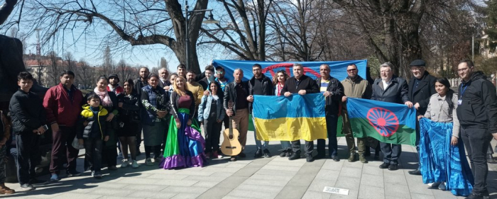 "Сьогодні нас об'єднала Україна": в Ужгороді відзначили 51 річницю Міжнародного дня ромів