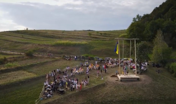 Найвища гойдалка України: в Тур'я-Реметівській ОТГ встановили національний рекорд