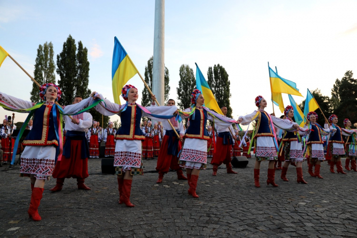 Ужгород розпочав святкування 31-ї річниці Незалежності нашої держави першим – світанковою молитвою за Україну (ФОТОРЕПОРТАЖ)
