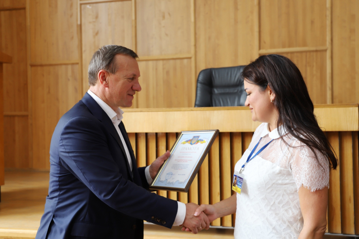 Ужгородських волонтерів нагородили до Дня міста