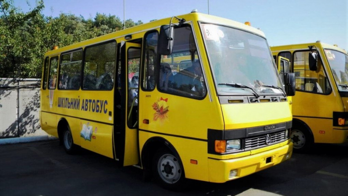 У Міжгір'ї на Закарпатті орендують 5 шкільних автобусів у підприємця, у якого за документами їх немає, — "Наші гроші"