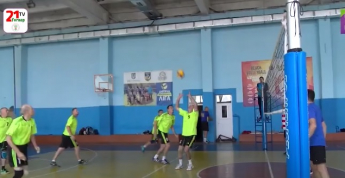 В Ужгороді відбувся турнір із волейболу пам’яті Арпада Ковача