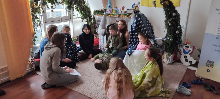 “Коцик”: ужгородські волонтери запустили дитячий клуб (ФОТО)