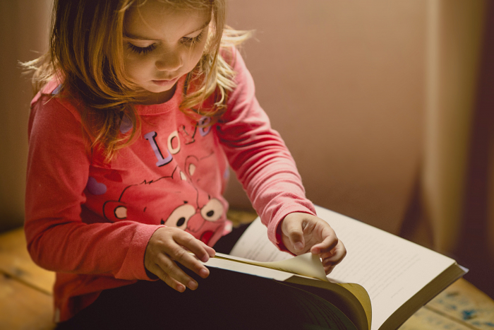 Понад 5 тисяч книг відправило Закарпаття українським дітям за кордон