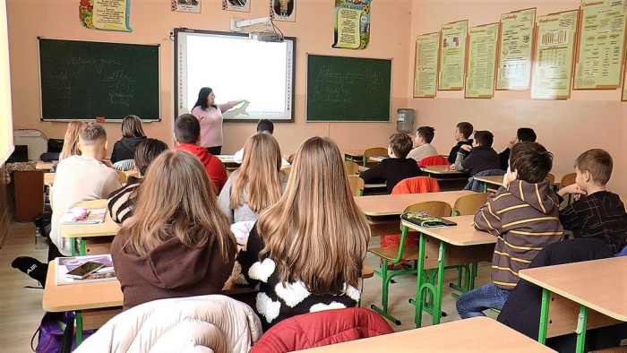 В Ужгородській спеціалізованій школі №3 проводять консультативні навчання під час канікул