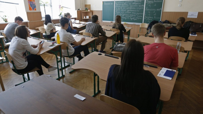 У школах на Закарпатті виявили проблеми в організації навчання державною мовою