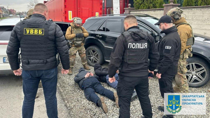 Двох закарпатців викрили на незаконному переправленні військовозобов’язаного до Румунії