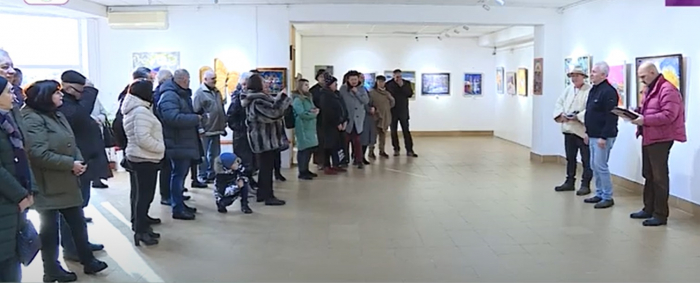 Різдвяна виставка творів закарпатських митців триває в арт-галереї «Ужгород»