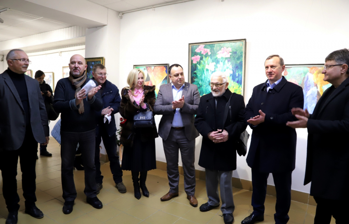 Персональну виставку Володимира Микити з нагоди Дня народження митця відкрили в Ужгороді