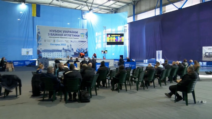 «Важкий» кубок: в Ужгороді змагаються учасники з 22 областей України (ВІДЕО)