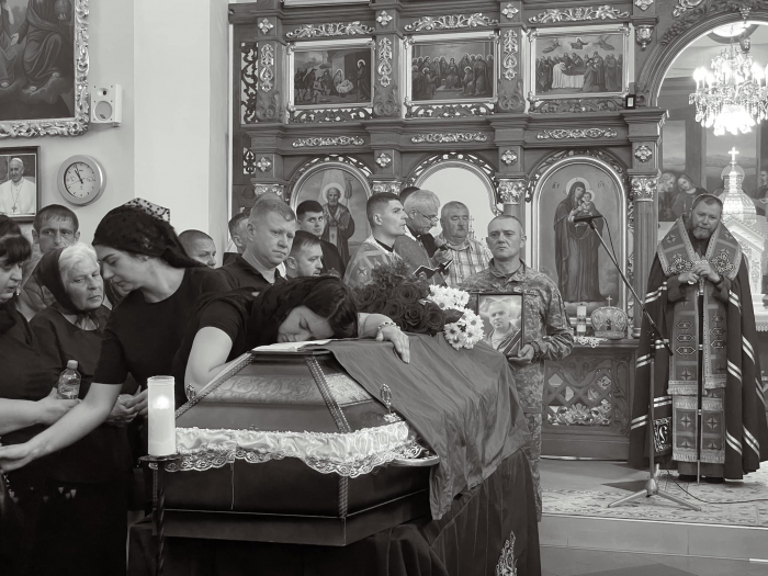 У Мукачеві попрощалися з полеглими за Україну Михайлом Ільтьом та Олександром Свидою (ФОТО)