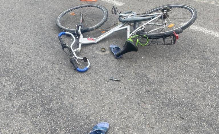 На Тячівщині водійка на авто насмерть збила велосипедиста (ФОТО)