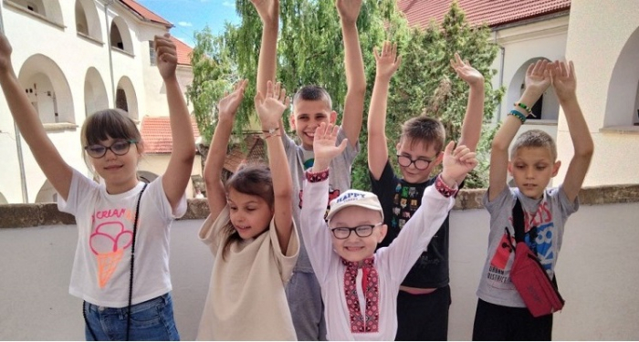 На Закарпатті організували унікальну серію таборів для незрячих дітей зі всієї України (ФОТО)