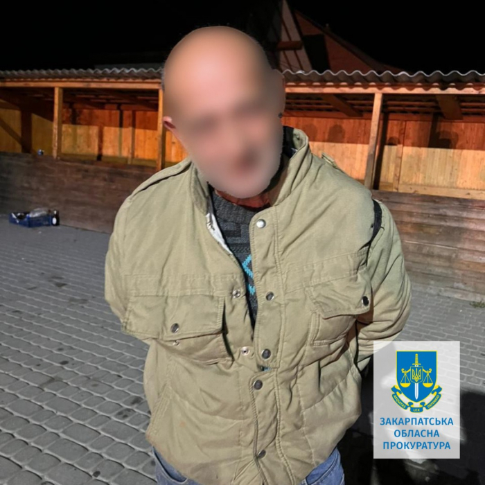 Вбивство під час застілля: закарпатця засудили майже на 14 років