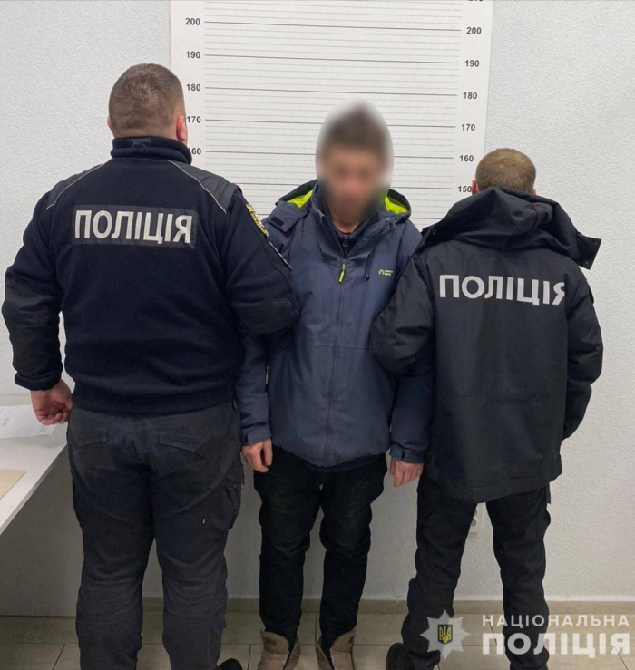 В Ужгороді поліцейські затримали зловмисника, який до смерті побив чоловіка