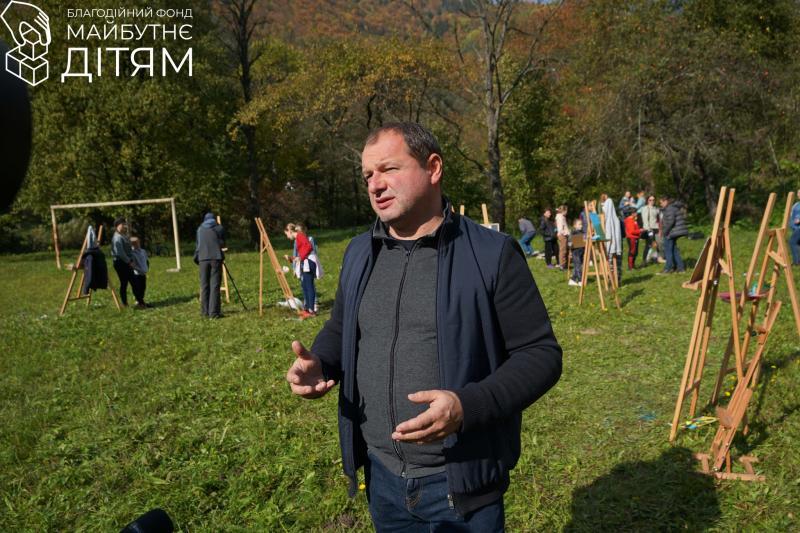 Майстер-клас для дітей ВПО провели БФ «Майбутнє - дітям» та Закарпатська академія мистецтв