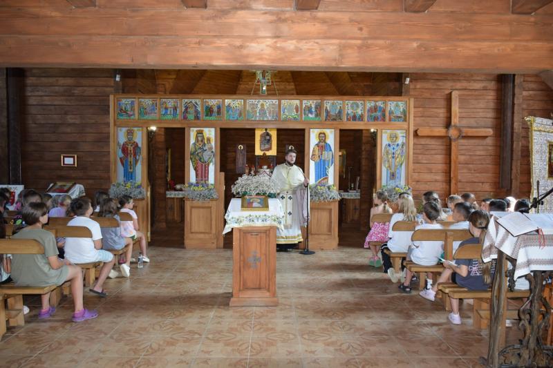 Діти прикордонників відпочили у літньому християнському таборі на Ужгородщині