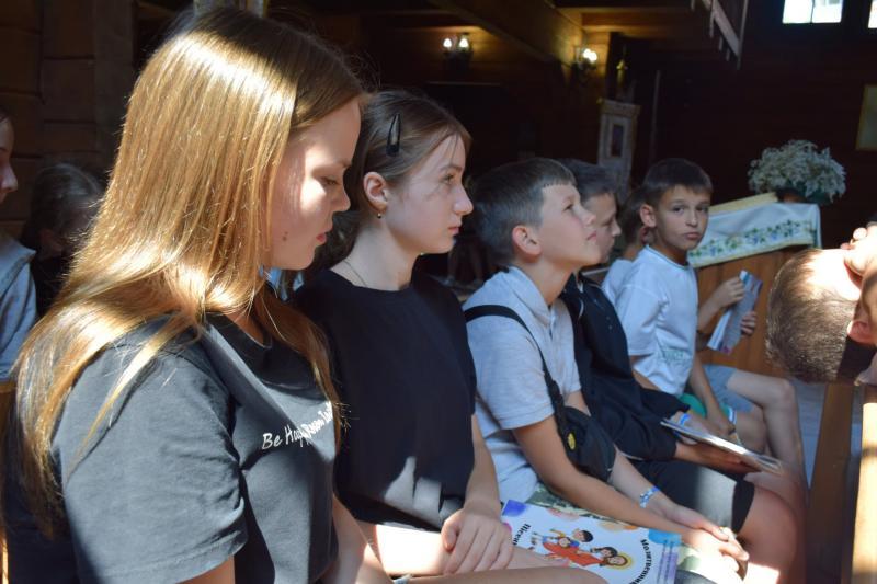 Діти прикордонників відпочили у літньому християнському таборі на Ужгородщині
