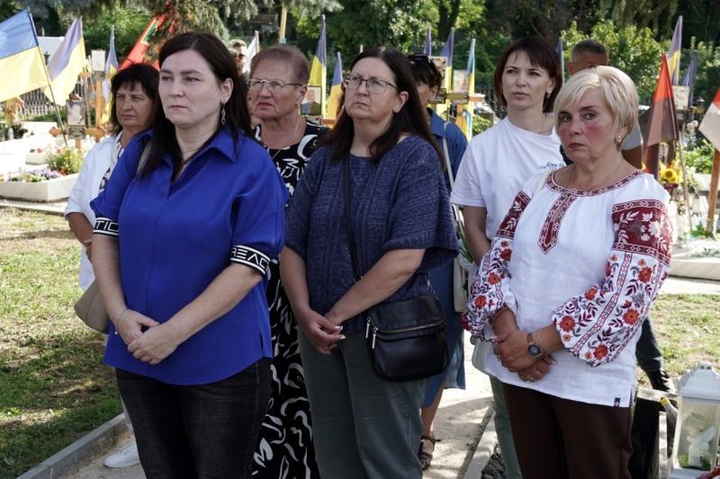 В Ужгороді вшанували пам'ять полеглих Захисників Украіни