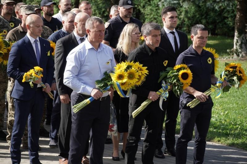 В Ужгороді вшанували пам'ять полеглих Захисників Украіни