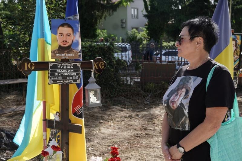 В Ужгороді вшанували пам'ять полеглих Захисників Украіни