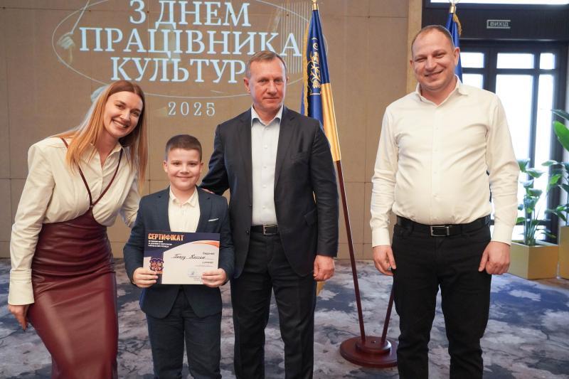 48 митців і працівників культури Ужгорода стали переможцями міської премії за досягнення у галузі культури і мистецтва