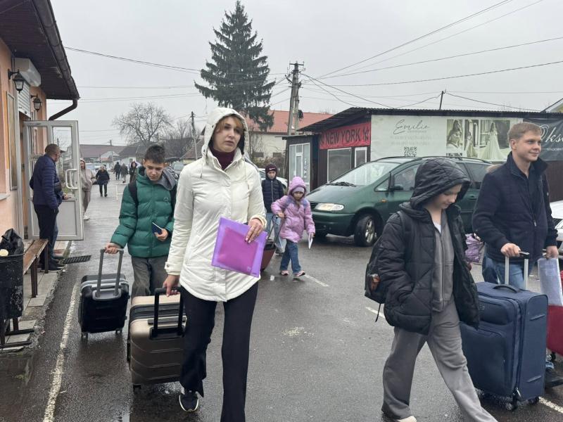 Діти із Закарпаття та Херсонщини вирушили на оздоровлення до Словаччини в межах міжрегіонального партнерства