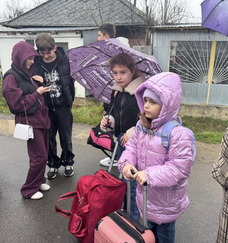 Діти із Закарпаття та Херсонщини вирушили на оздоровлення до Словаччини в межах міжрегіонального партнерства