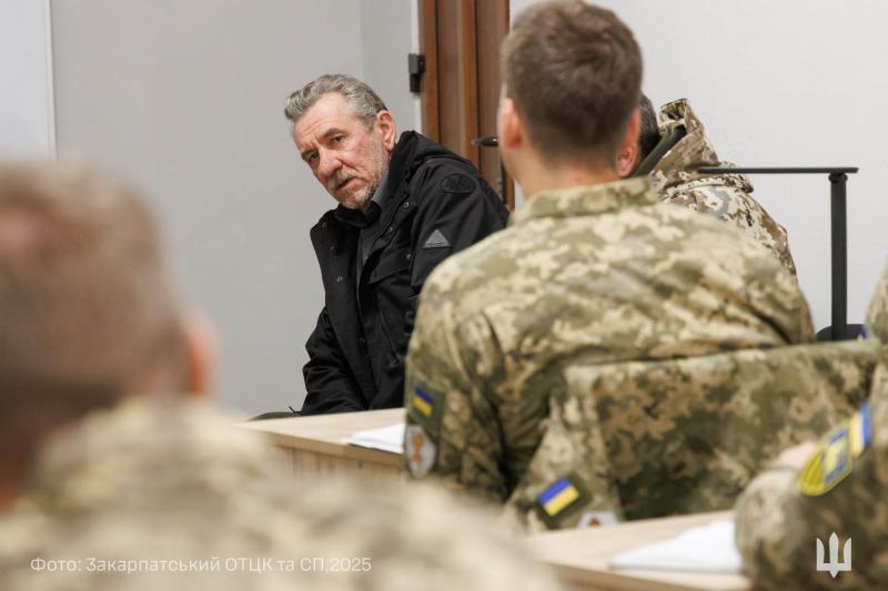 На Закарпатті відбулися фахові збори з офіцерами та сержантами підрозділів цивільно-військового співробітництва ТЦК та СП області