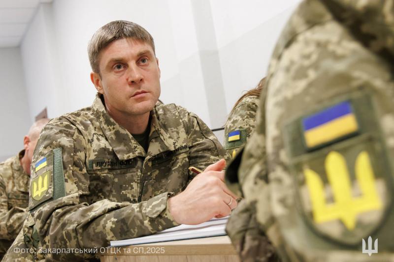 На Закарпатті відбулися фахові збори з офіцерами та сержантами підрозділів цивільно-військового співробітництва ТЦК та СП області