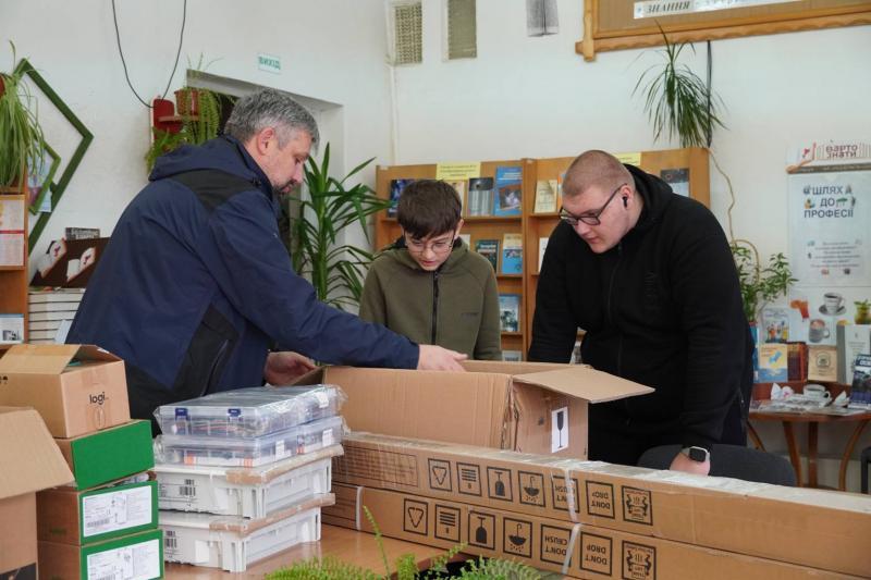 Новий крок для профтехосвіти Ужгорода: сучасне обладнання завдяки проєкту з Дармштадтом