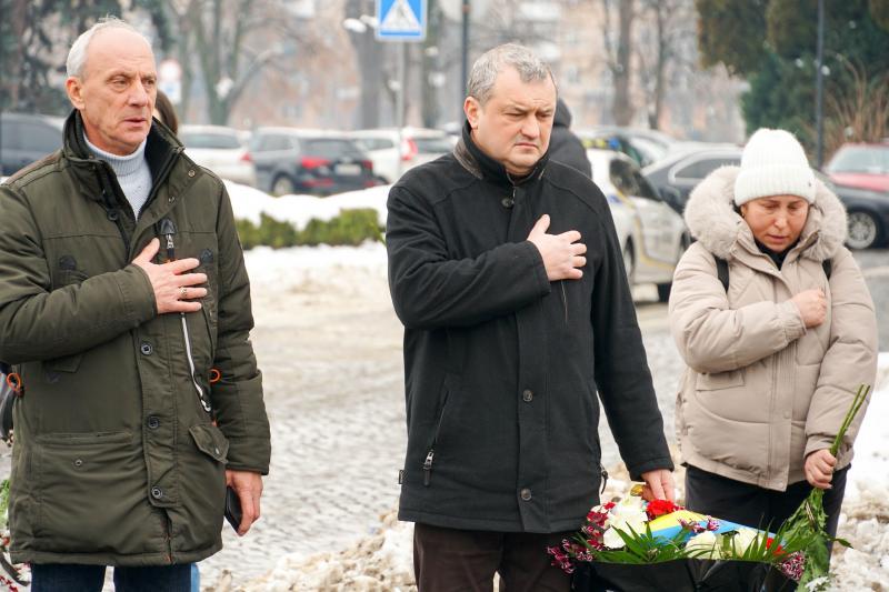 В Ужгороді сьогодні попрощалися із полеглим 37-річним захисником Володимиром Малєвим