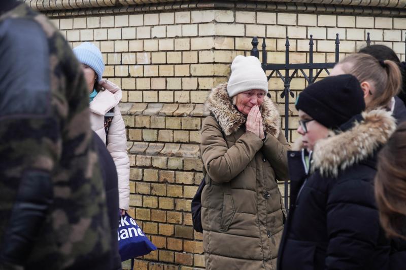 В Ужгороді сьогодні попрощалися із полеглим 37-річним захисником Володимиром Малєвим