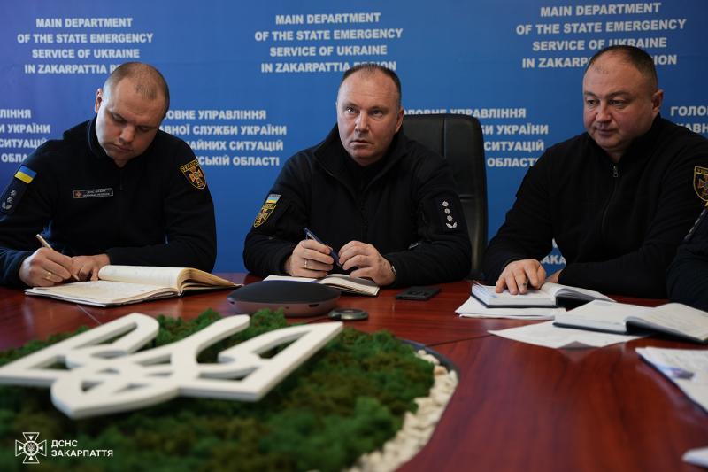 Закарпатським рятувальникам представили нового керівника